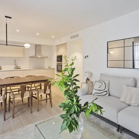 Precioso Con Terraza Y Piscina * Calafell
