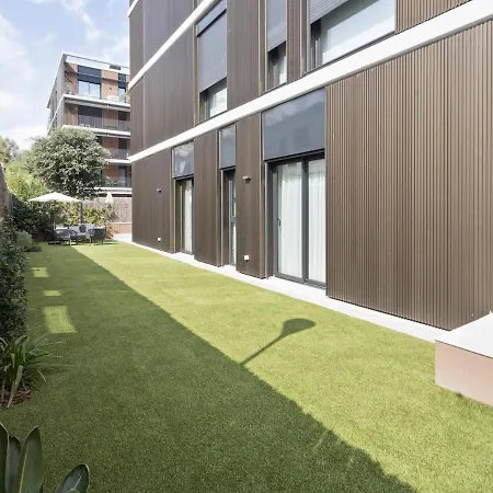 Precioso Con Terraza Y Piscina Calafell